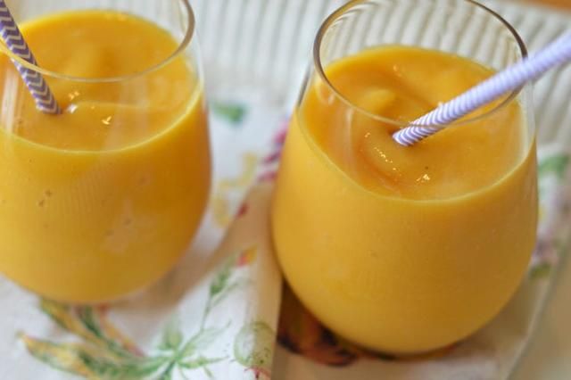 Mango With Peach Smoothie