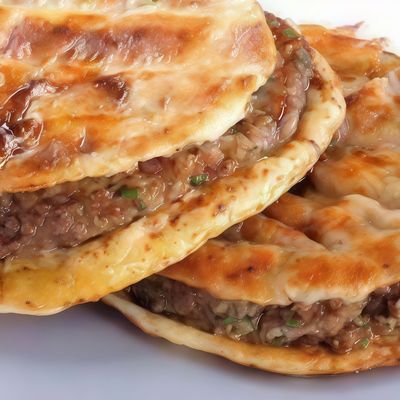 حواوشي السجق الشرقي