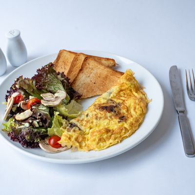 Cheese omelette dish