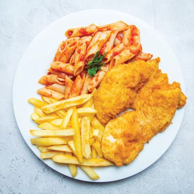 2 pieces of pane with pasta sauce and fries