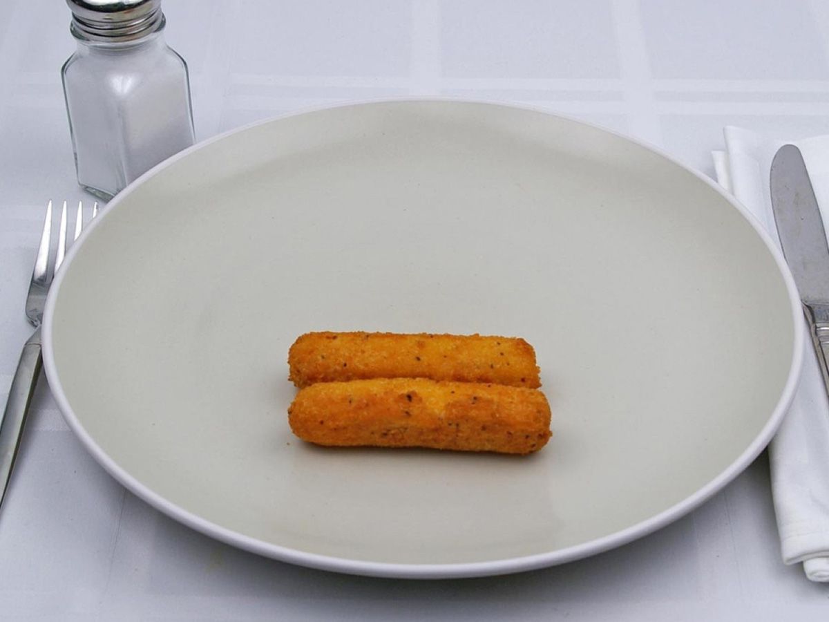 2 mozzarella sticks