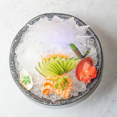 Salmon Tataki Sashimi
