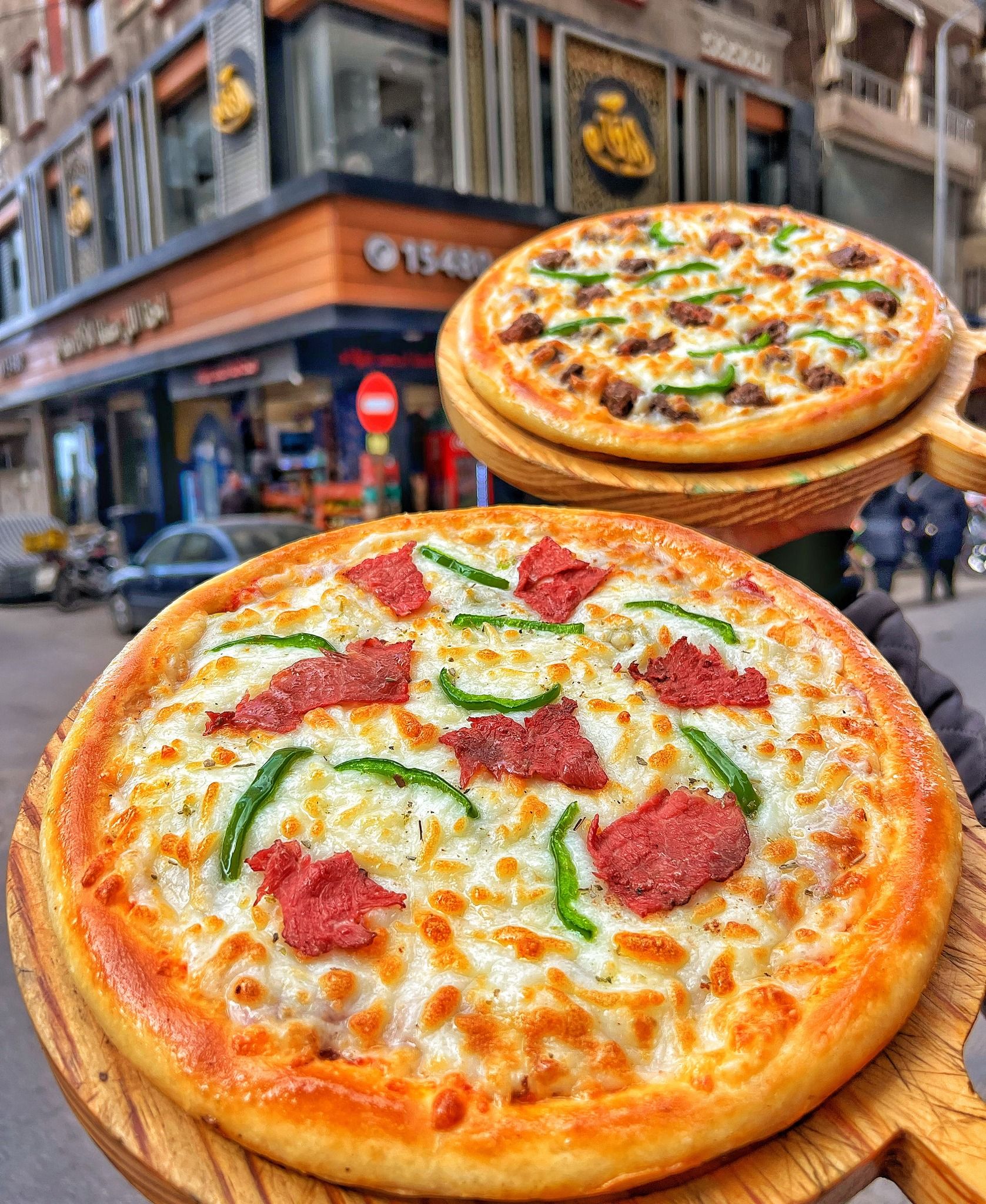 Pastrami Pizza