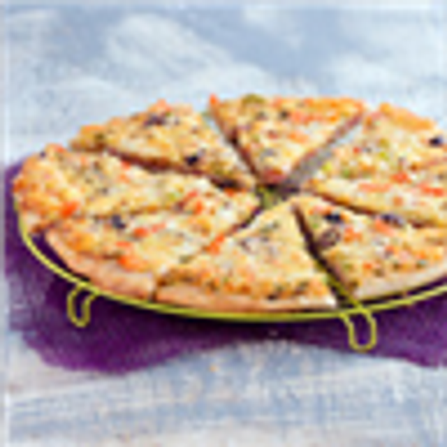 Mix Cheese Oriental Pizza