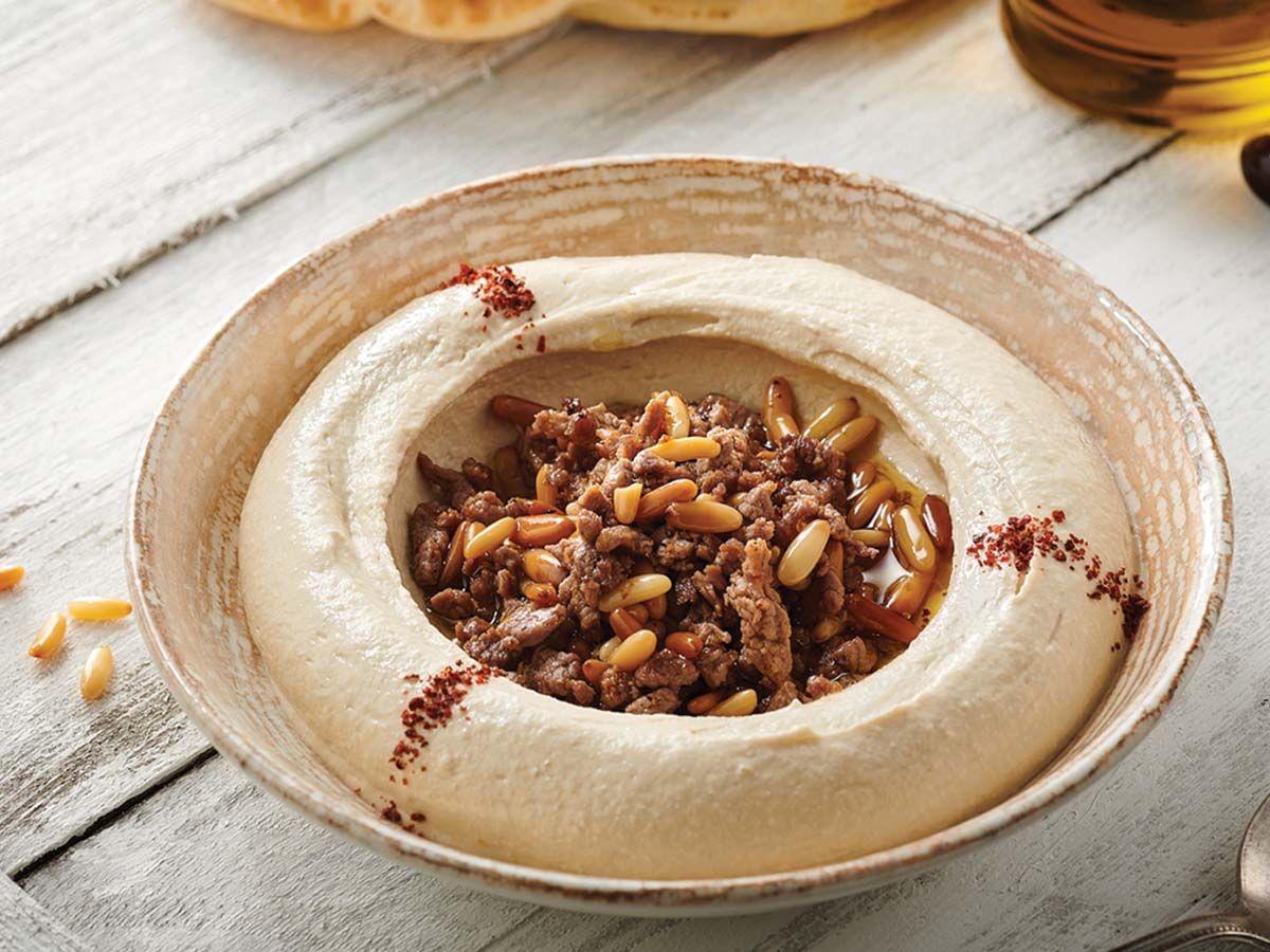 Hummus with meat
