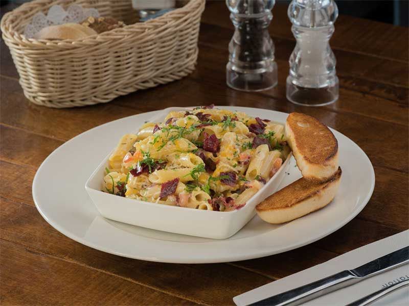 Beef Bacon Mac And Cheese Pasta