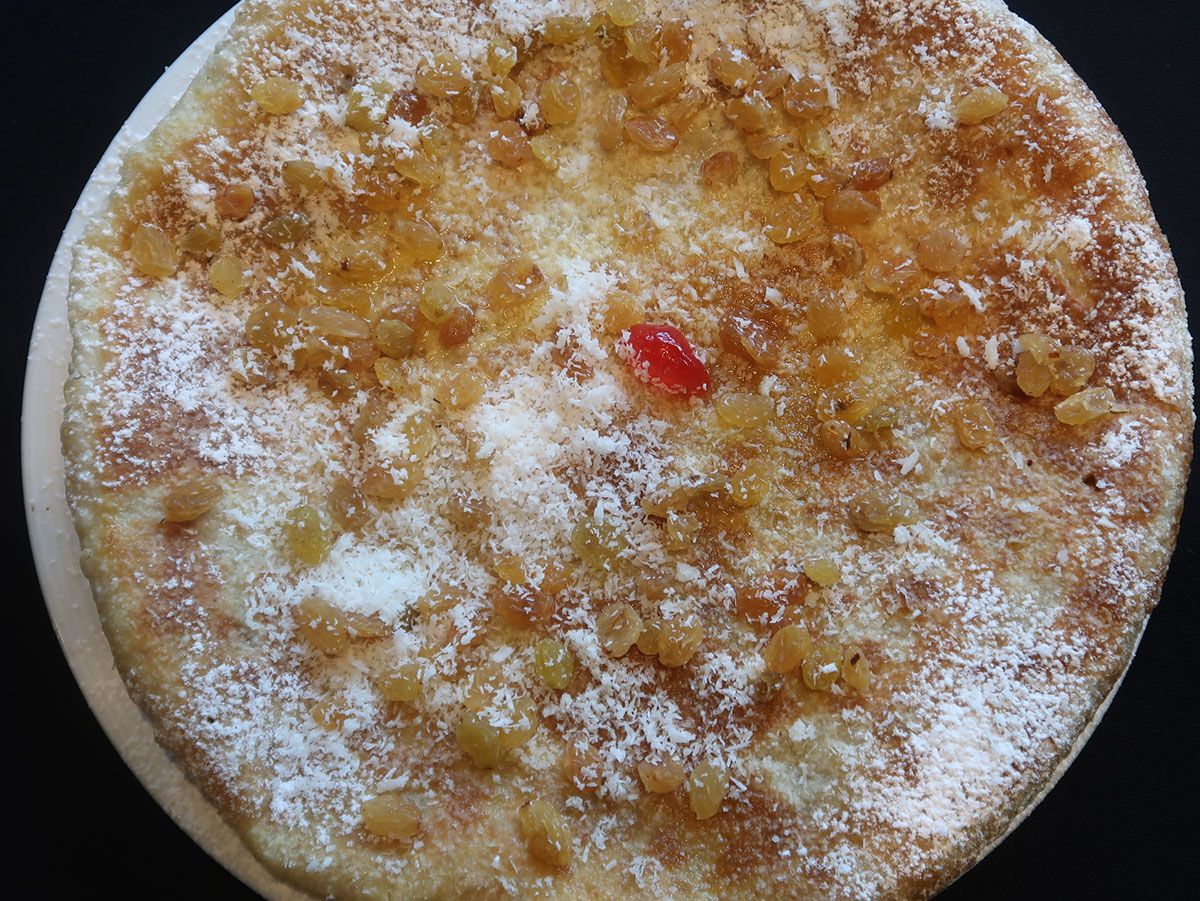 Pastry Cream And Raisins And Coconut Pie