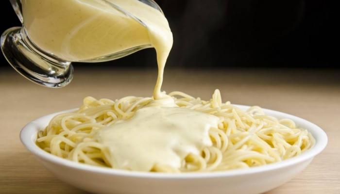 Pasta With White Sauce