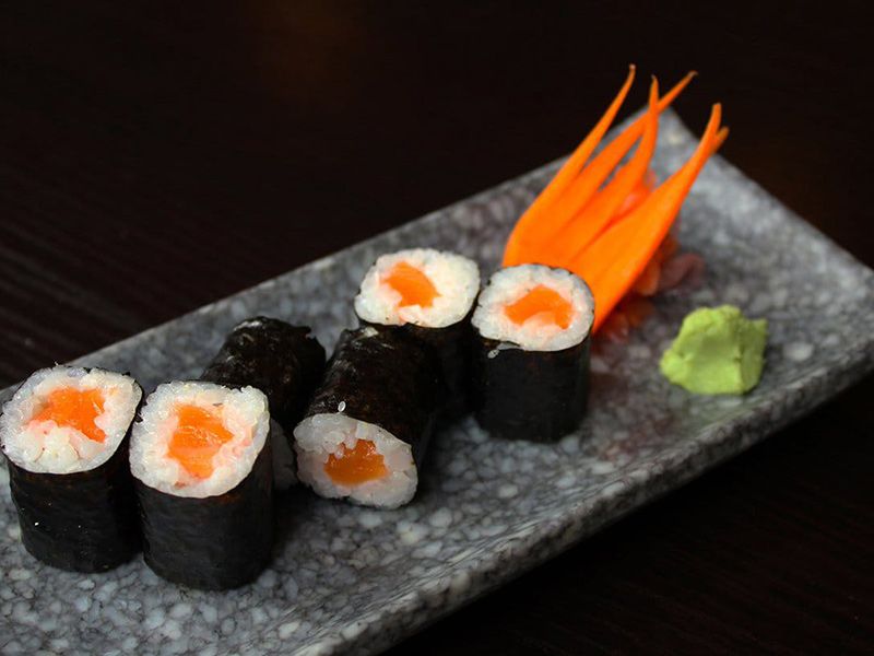 Maki Salmon