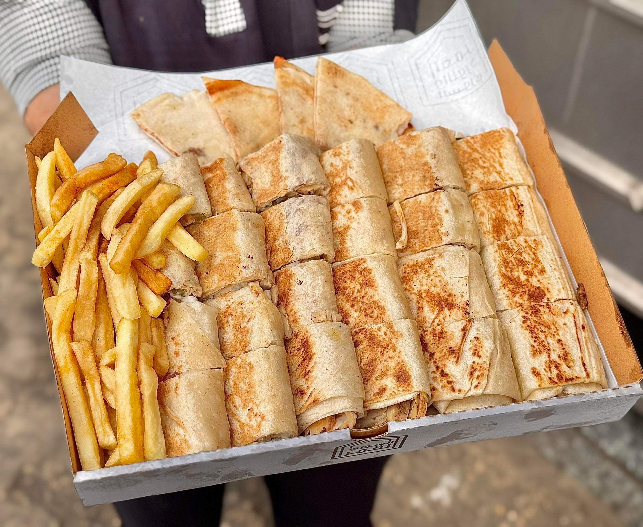 Arabic Shawarma Mix 24 Pieces Box