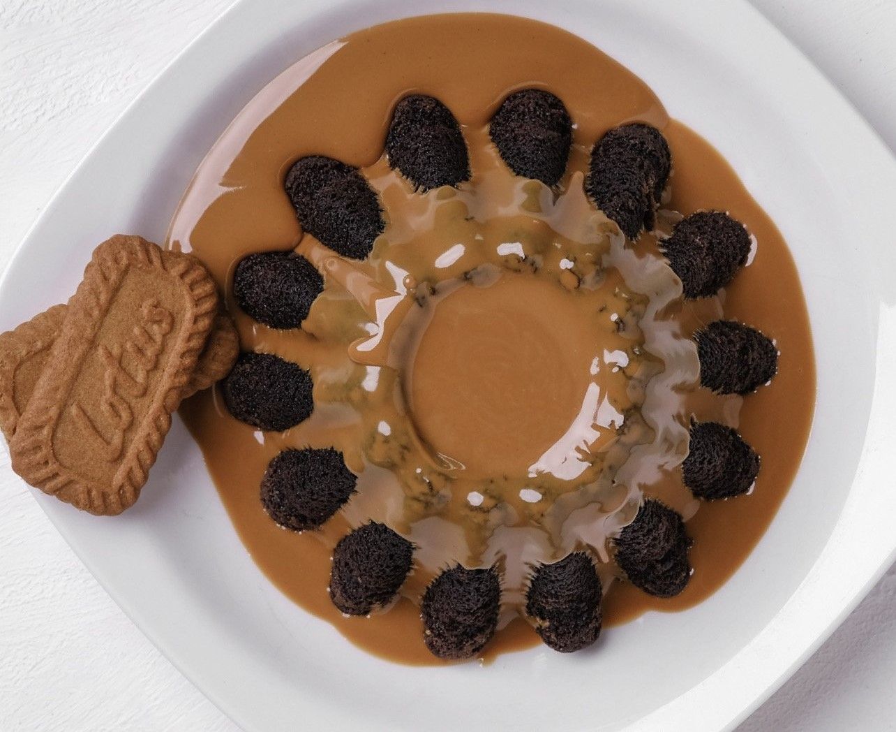 Lotus Molten Cake