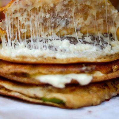 2 Hawawshi Mozzarella Cheese On Charcoal
