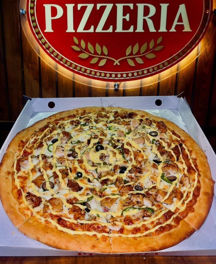 Crispy Chicken Pizza