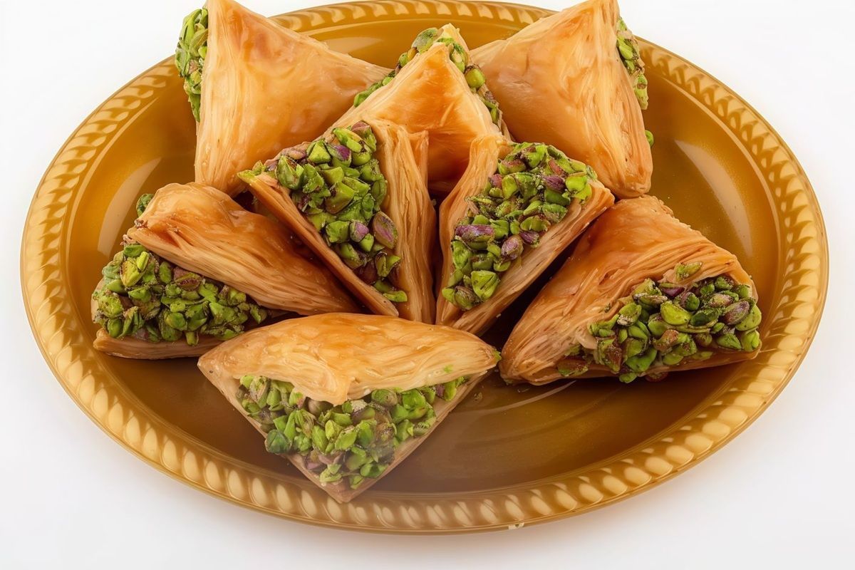 Pistachio Warbat