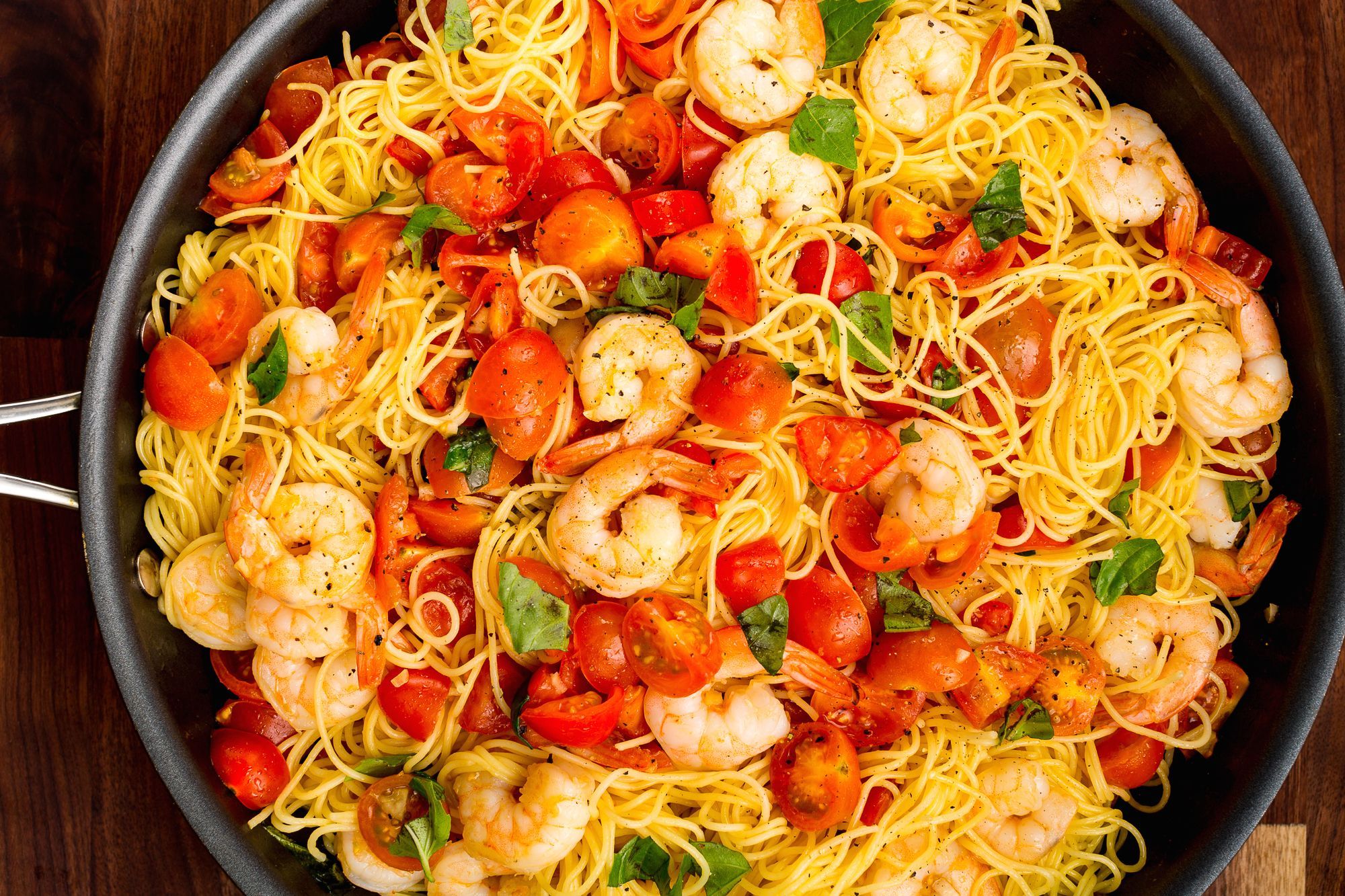 Mix Seafood And Olive Oil Pasta