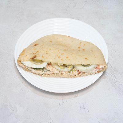 Cottage cheese sandwich with boiled eggs