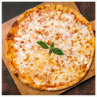 Mix Cheese Oriental Pizza