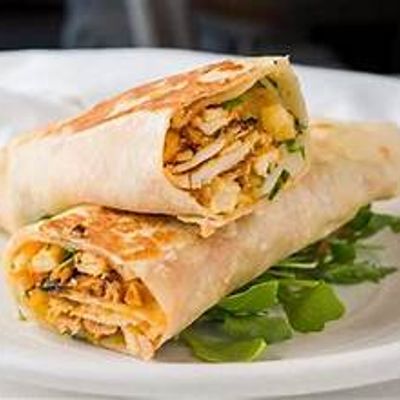 Syrian shawarma - medium and fries