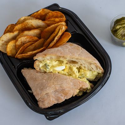 Egg salad sandwich