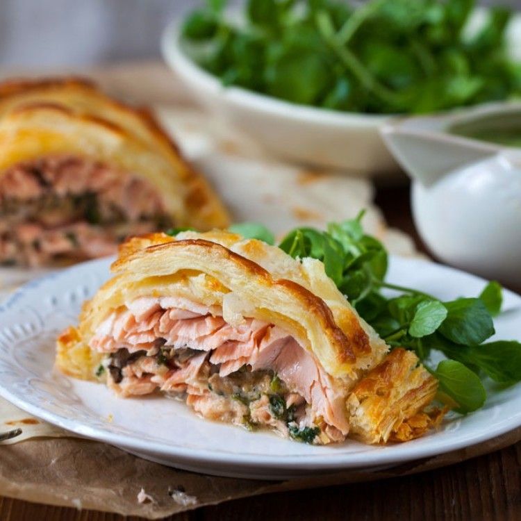 Seafood Roll Pie
