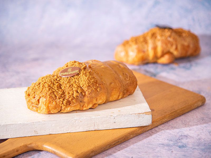 Lotus Croissant