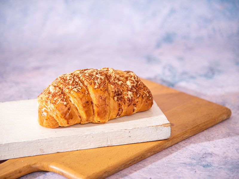 Roumi Cheese Croissant