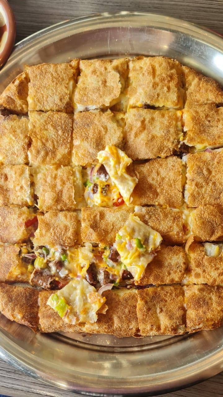 Oriental sausage pie