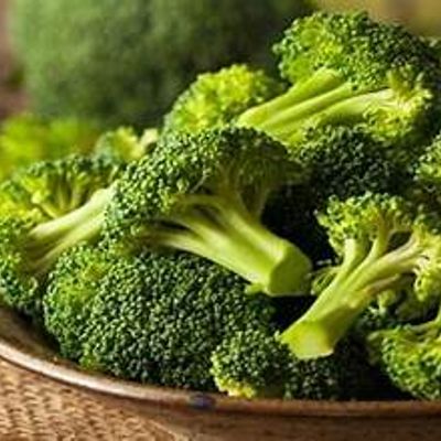 Adding broccoli to pasta