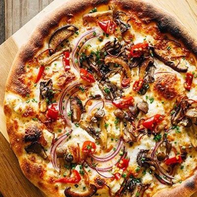Ferdora Pizza