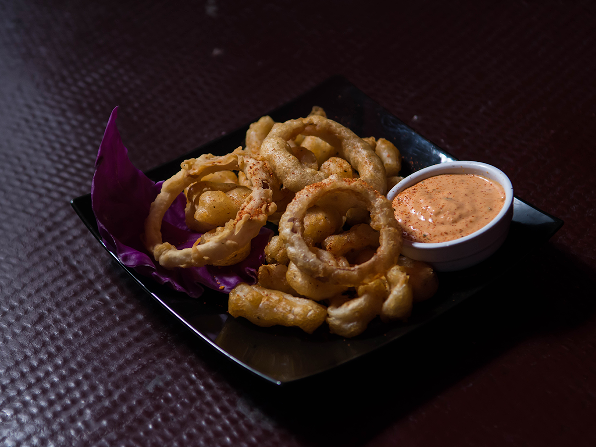 Crispy Deep Fried Calamari