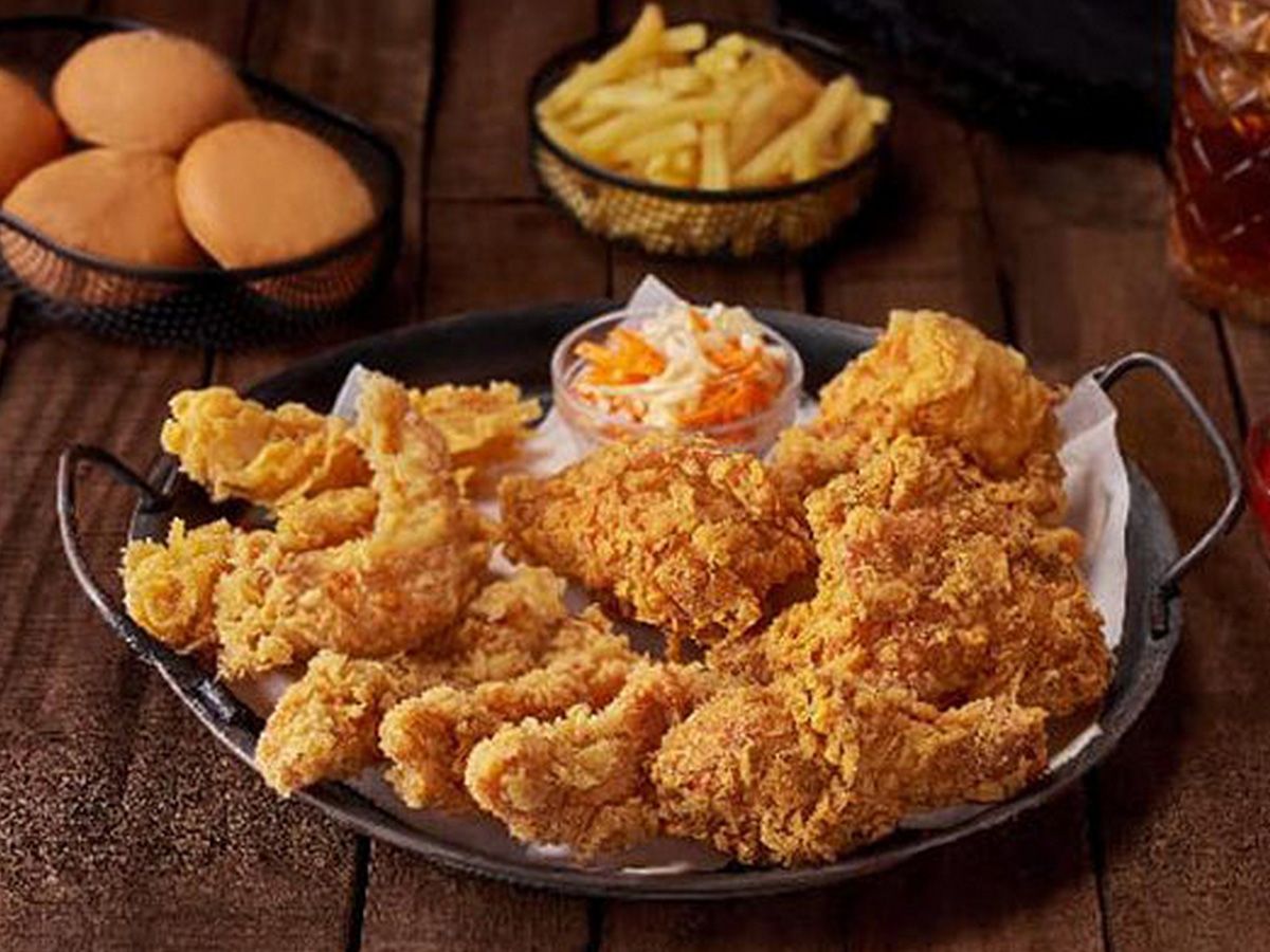 6 broast pieces and 6 strips pieces