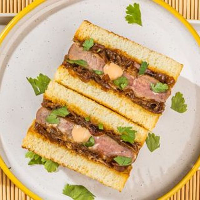 Steak Sando