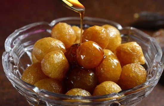 Zalabia With Honey Medium