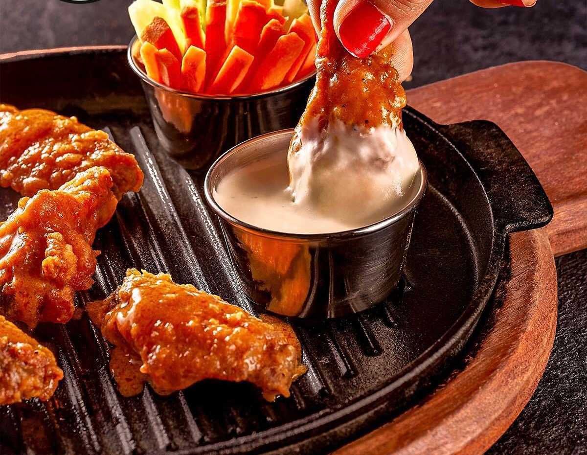 Buffalo Wings (6 Pcs)