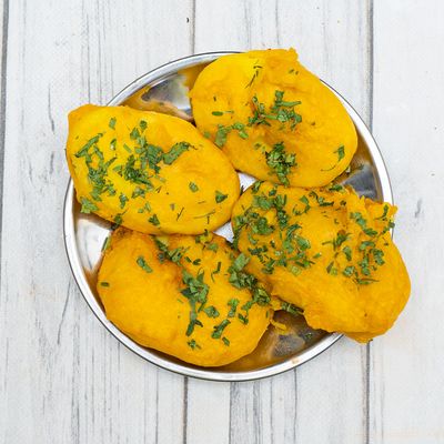 علبة بطاطس بان