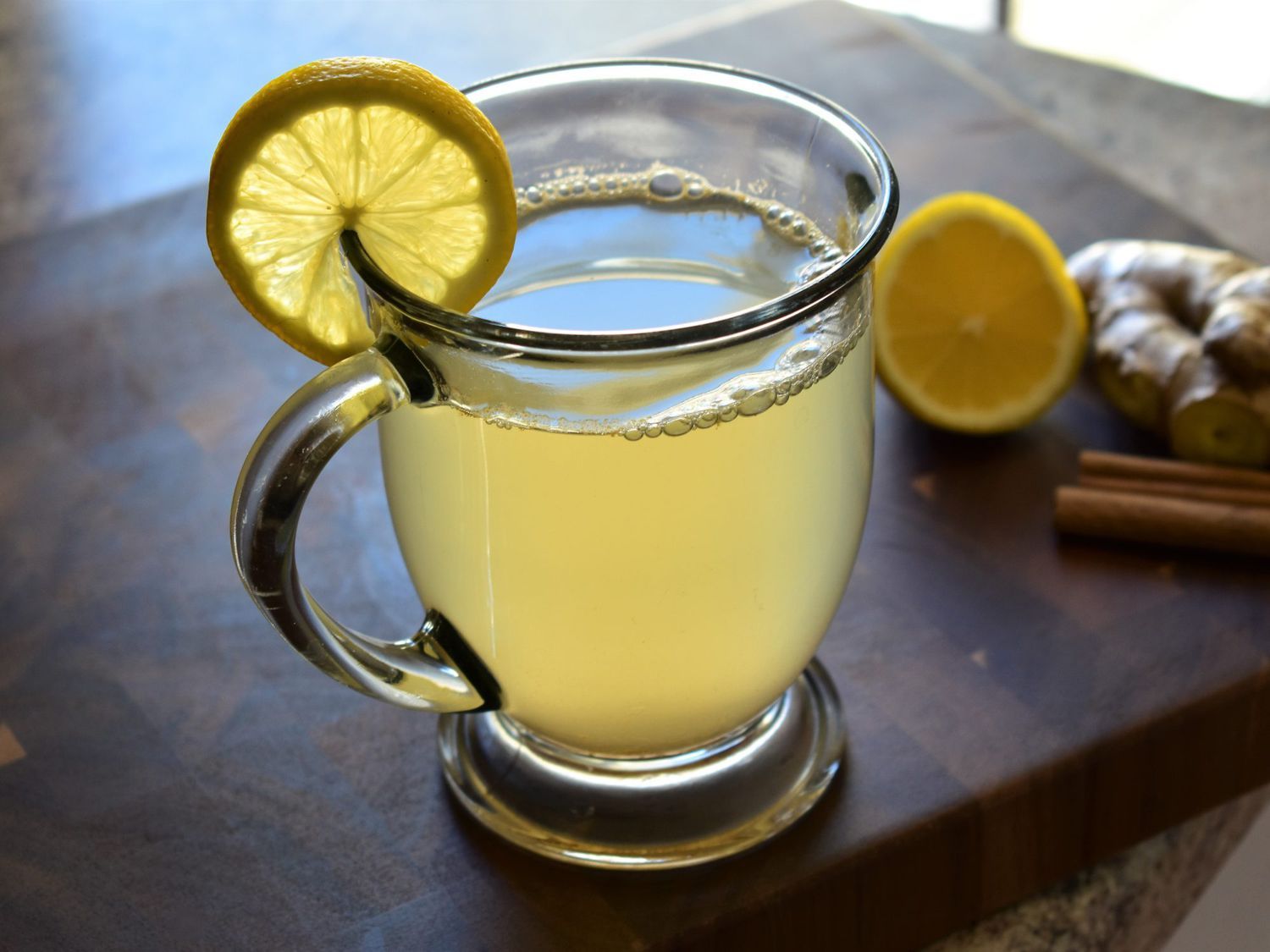 hot lemon with honey