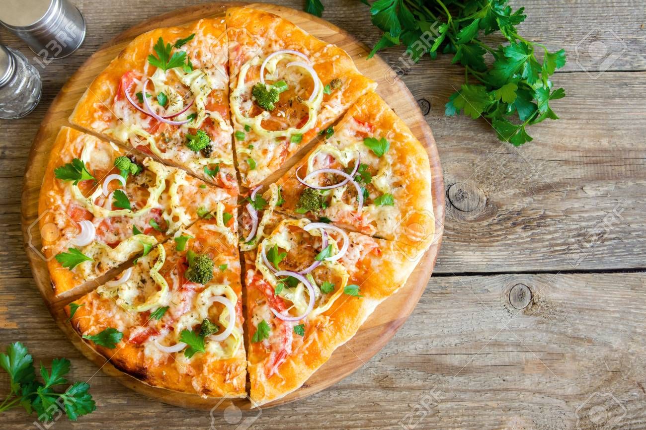 Vegetables Italian Pizza