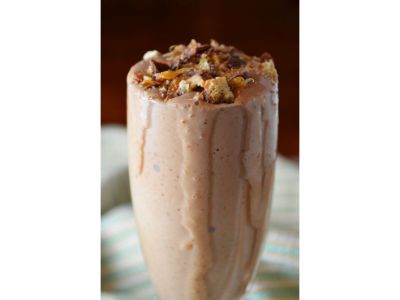 Twix Chocolate Milkshake