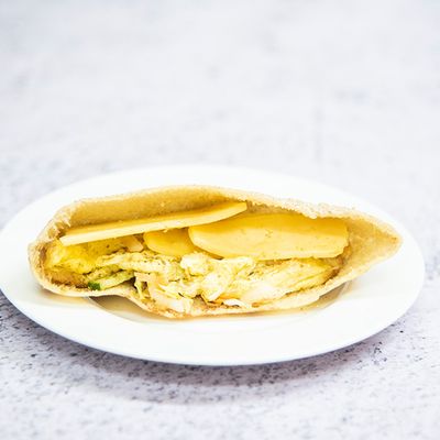 Eggs With Romi Cheese Sandwich
