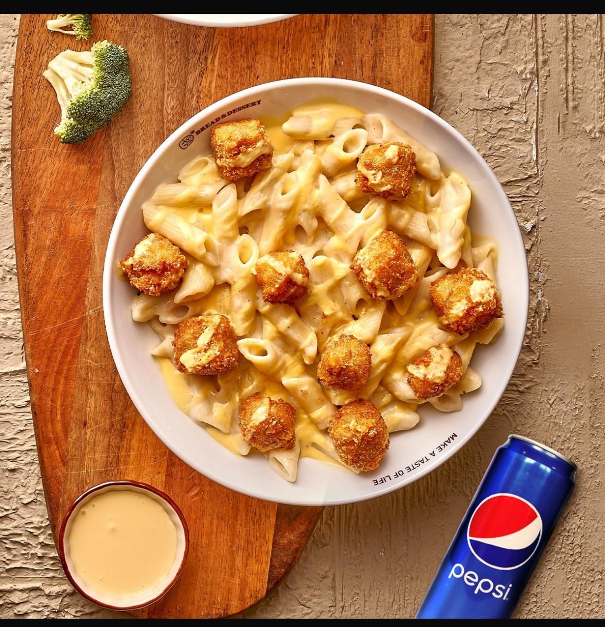 Cheesy Pasta With Chicken Bites + cane free
