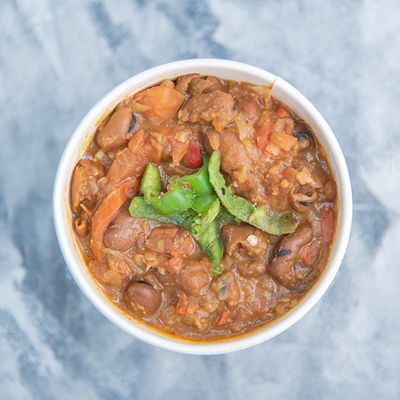 فول مع صلصة (علبة كبيرة)