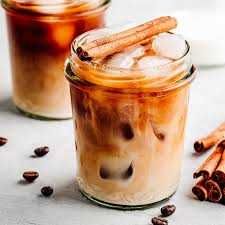 Cinnamon roll latte iced