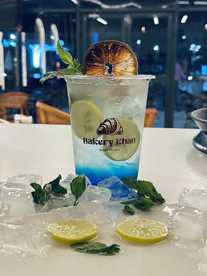 Blue Twist Mojito