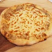 Mozzarella Shish Manakish
