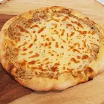 Mozzarella Shish Manakish