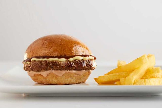 OB - BBQ cheese Burger - باربكيو تشيزبرجر