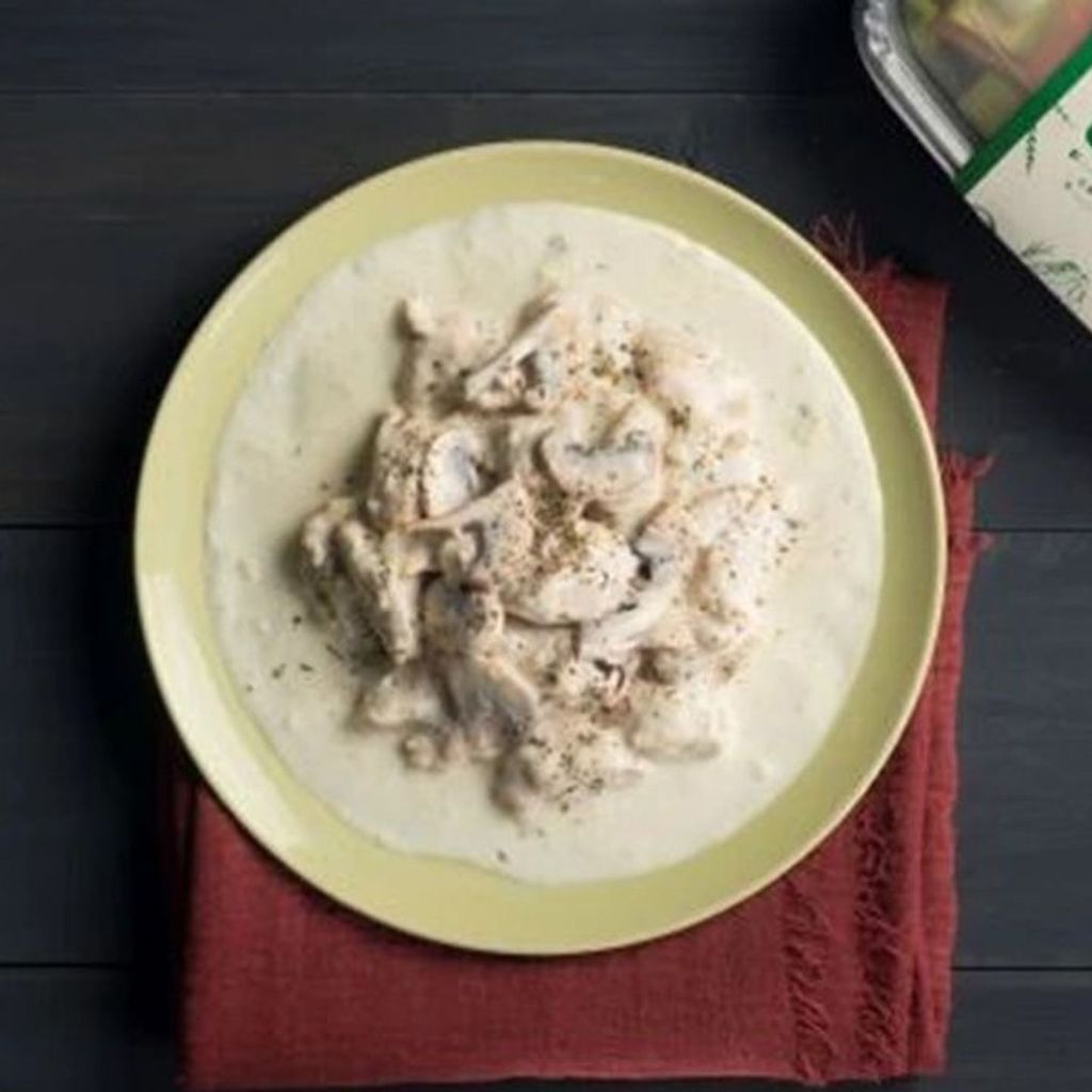 Chicken With White Sauce Platter