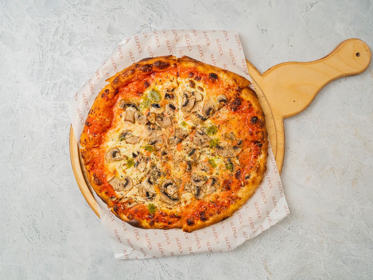 Mushroom pizza