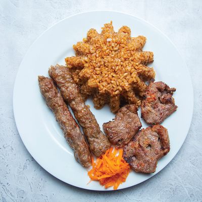 A Quarter Mix Meal Kebab And Rice