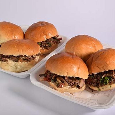 A box of half a dozen meat shawerma buns